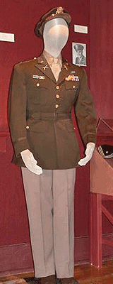uniform, Cortland Mehl