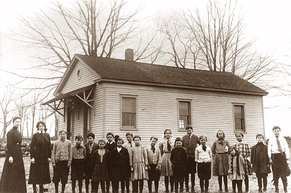 Bangall School and Class 1911