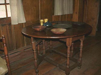 William and Mary Gate-leg Table