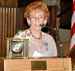 Minerva accepting the award