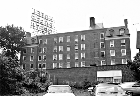 Roger Smith Hotel prior to demolition