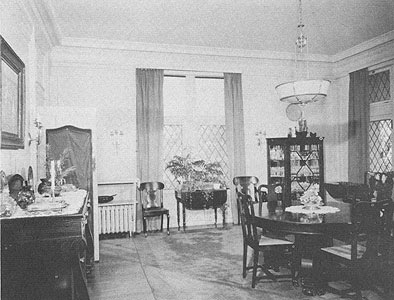 Dining Room at the Marion Castle