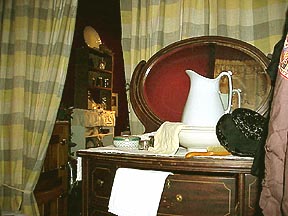 Bedroom - washstand