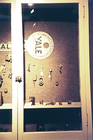 Yale lock display